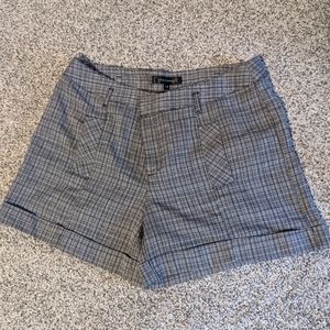 Daisy Fuentes Plaid Shorts size12